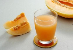 豆豆吃哈密瓜,豆豆的哈密瓜美食之旅